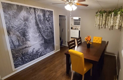 Belleville House | The Frog Prince Cottage- Pet Friendly