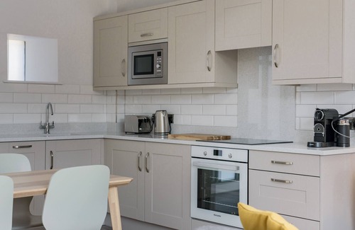 Barnetby House | The Gables - 2 bedroom self catered cottage apartment