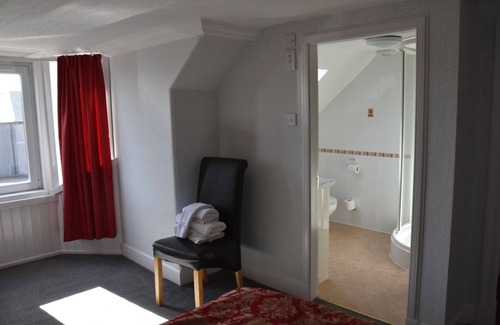 Bathgate Bed & Breakfast | The Gables