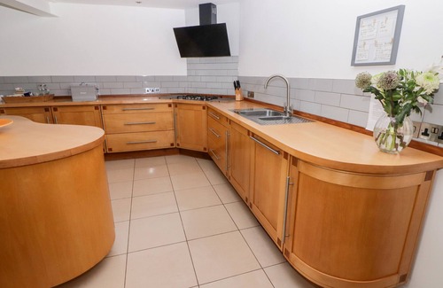 Tenby Cottage | The Gallery