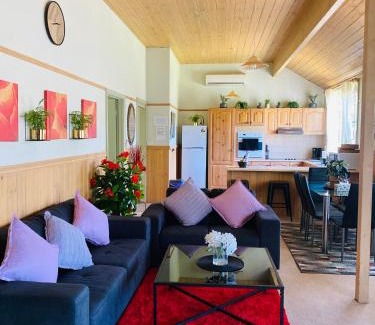 Tawonga House | The Garden Cottage