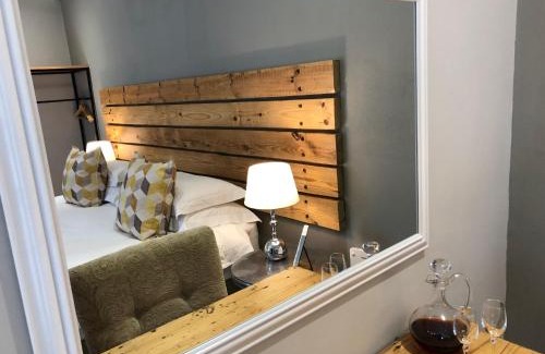 Drakenstein Bed & Breakfast | The Garden Shed Guest House