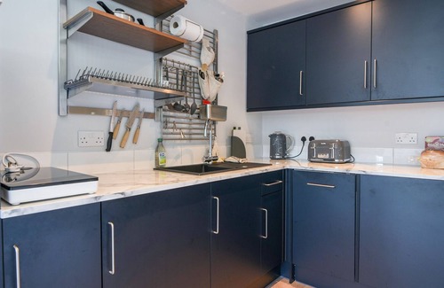 Colyton Cottage | THE GARDEN STUDIO, family friendly, with a garden in Colyton