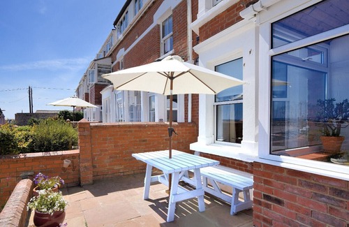 Lyme Regis Cottage | THE GARDEN SUITE, pet friendly, country holiday cottage in Lyme Regis