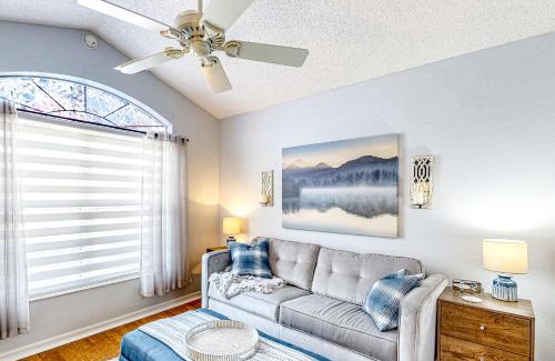 Virginia Trace House | The Gardenia House