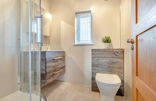 Whickham House | The Gardens - Three Bedroom House, Sleeps 6