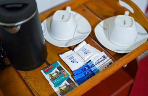 Hingurakgoda Cabin | The garlic Restaurant & Lodge