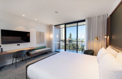 Glenelg Hotel | The George