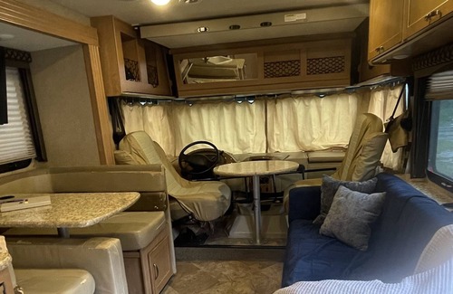 Burton House | The Getaway close to everything Beaufort!!!