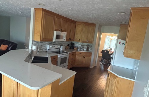 Otoe County House | The Getaway on the Green – Spacious Retreat with Golf Course Views
