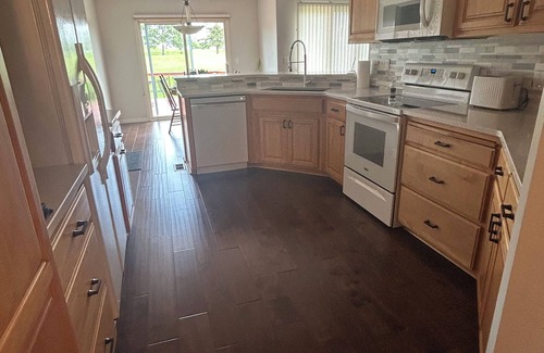Otoe County House | The Getaway on the Green – Spacious Retreat with Golf Course Views