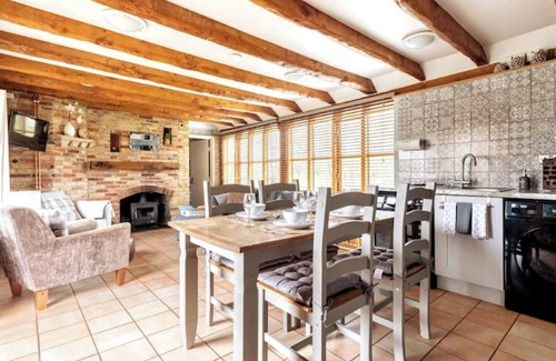 Pentney Cottage | The Gig House - Relaxing Spa Break