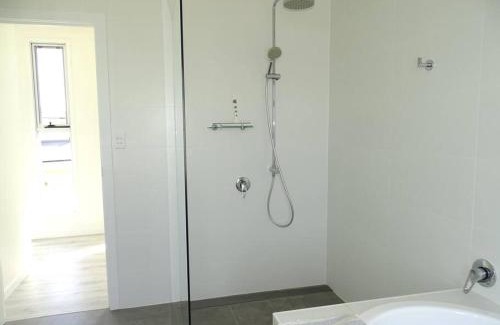 Port Vincent House | The Glass House