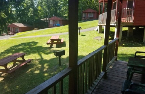 Lake George Cottage | The Gold Eagle Cabin
