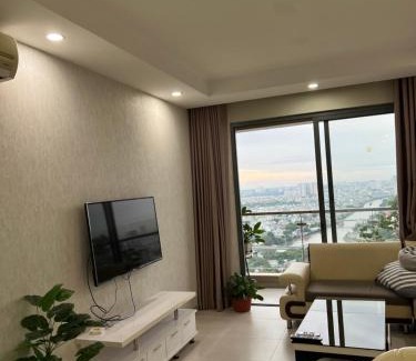 District 4 Apartment | The Gold View