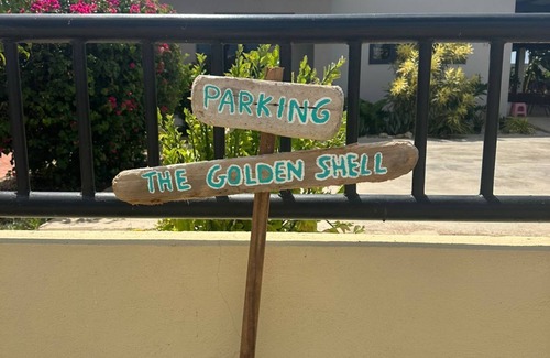 Opal House | The Golden Shell