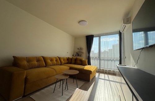 Yambol Apartment | The Golden Spot