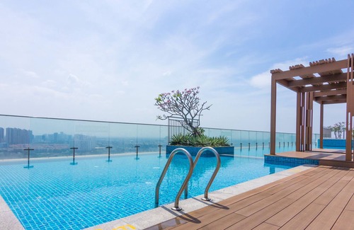 District 4 Apartment | The Goldview Residence