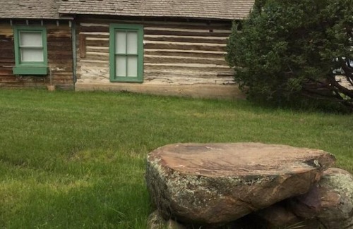 Virginia City Cabin | The Governor Meagher Cabin in Virginia City