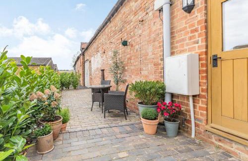Evesham House | The Granary at Lane End Farm
