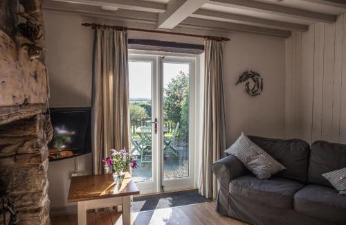 Hartland House | The Granary