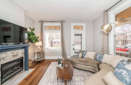 Ludlow House | The Grand Elm House – Updated 4 BDR Just Minutes from Downtown!