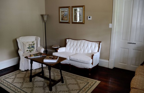 Pascagoula Bed & Breakfast | The Grand Magnolia Ballroom & Suites