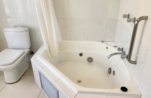 Griffith Hotel | The Grand Motel