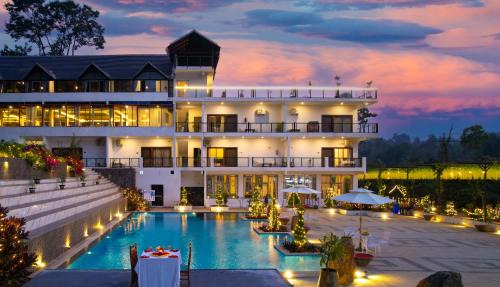 Chikkamagaluru Resort | The Grand Retreat - Chikmagalur