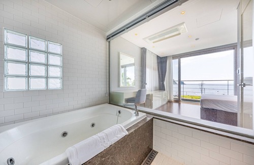 Seogwipo City Hotel | The Grand Sumorum