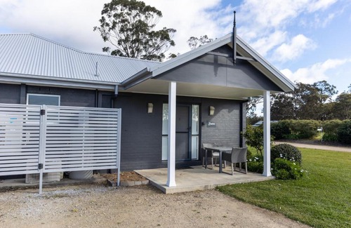 Pokolbin Bed & Breakfast | The Grange On Hermitage