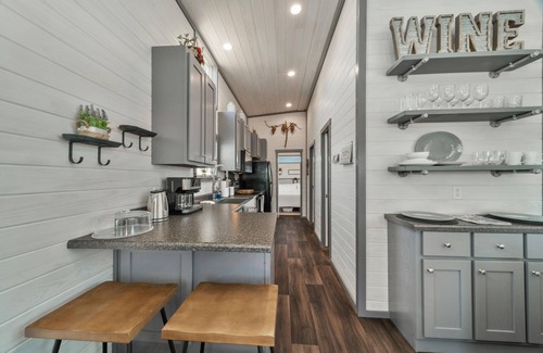 Fredericksburg Cottage | The Grape Escape - 138