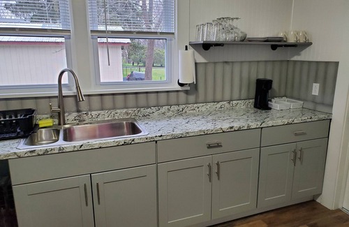 Seneca Falls Apartment | The Grape Vine Duplex