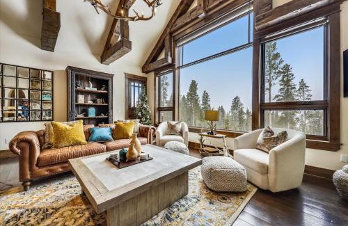 Forest Hills House | The Great Escape home