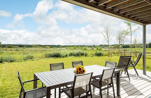 Holworth House | The Great Escape (WI02), beautiful lakeside property with lake access