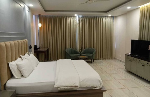 Bullawala Hotel | The Green Icon Resort