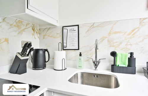 Sevenoaks Apartment | The Green Suite - Modern 1-Bed Flat - 20% Off for Early Guests