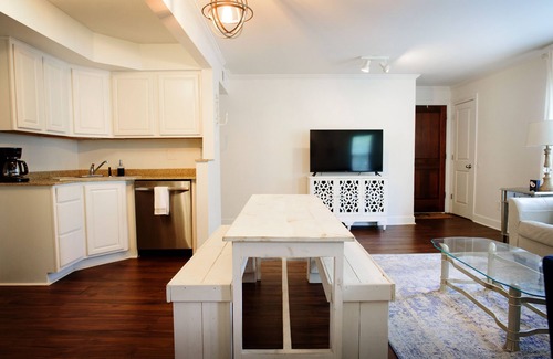 Oxford House | The Grove Getaway - Walking Distance to Ole Miss; Minutes from The Oxford Square