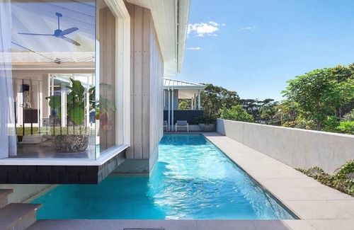Wamberal House | THE GROVE | Pool, Short walk to beach | Accom Holidays
