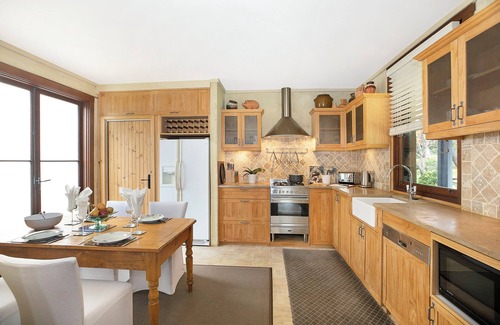 Robertson Villa | The Guesthouse at Linden Hall. Unique, Luxurious and Peaceful.