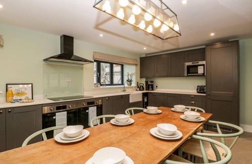 Sherborne Cottage | The Gully