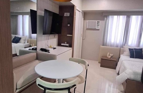 Cebu Condo | The Hamptons - a luxury Cebu Condo near Ayala