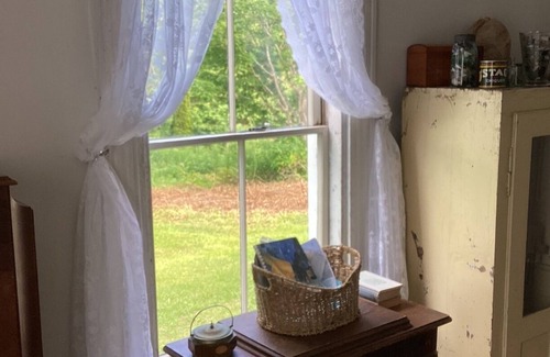 Spencers Island Cottage | The Hattie House Bay of Fundy/Cottage