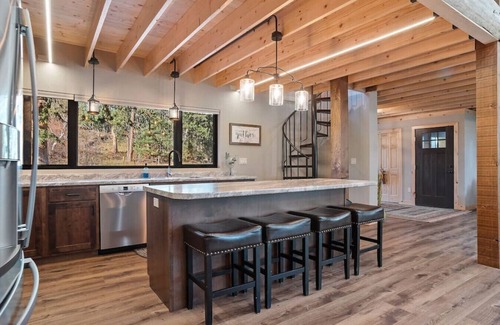 West Pennington Apartment | The Haven-Rustic Secluded Cabin