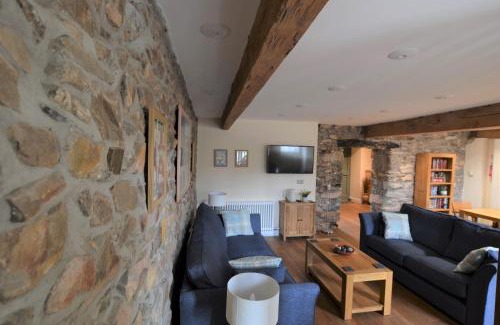 Pistyll House | The Haybarn Cottage, Nefyn Bay