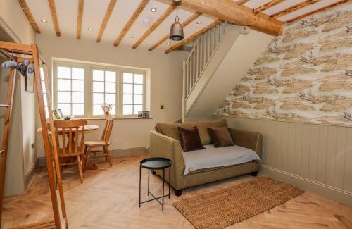Market Rasen House | The Hayloft at Warren House