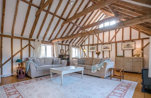 Framlingham House | The Hayloft Boundary Farm, Framlingham