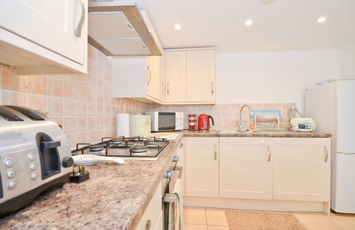 Sandown Cottage | The Hayloft, former countryside milking parlour