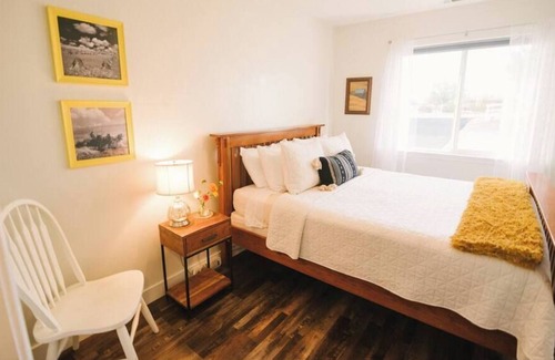 Paso Robles House | The Haymakers Inn - Large Outdoor Space