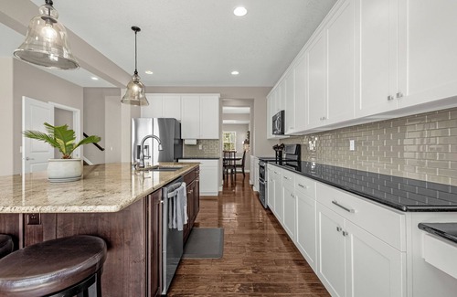 Gleneagle House | The Heart House - Spacious & Warm 6bd Family Home in Beautiful Monument Colorado